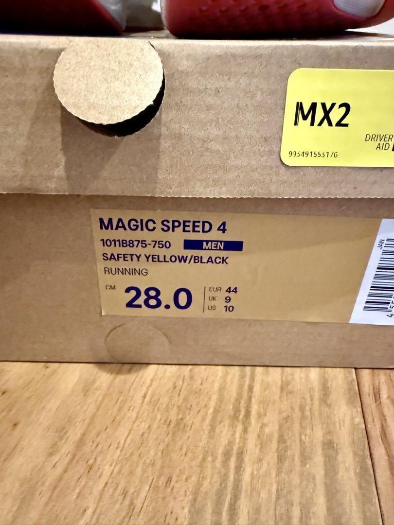 ASICS MAGIC