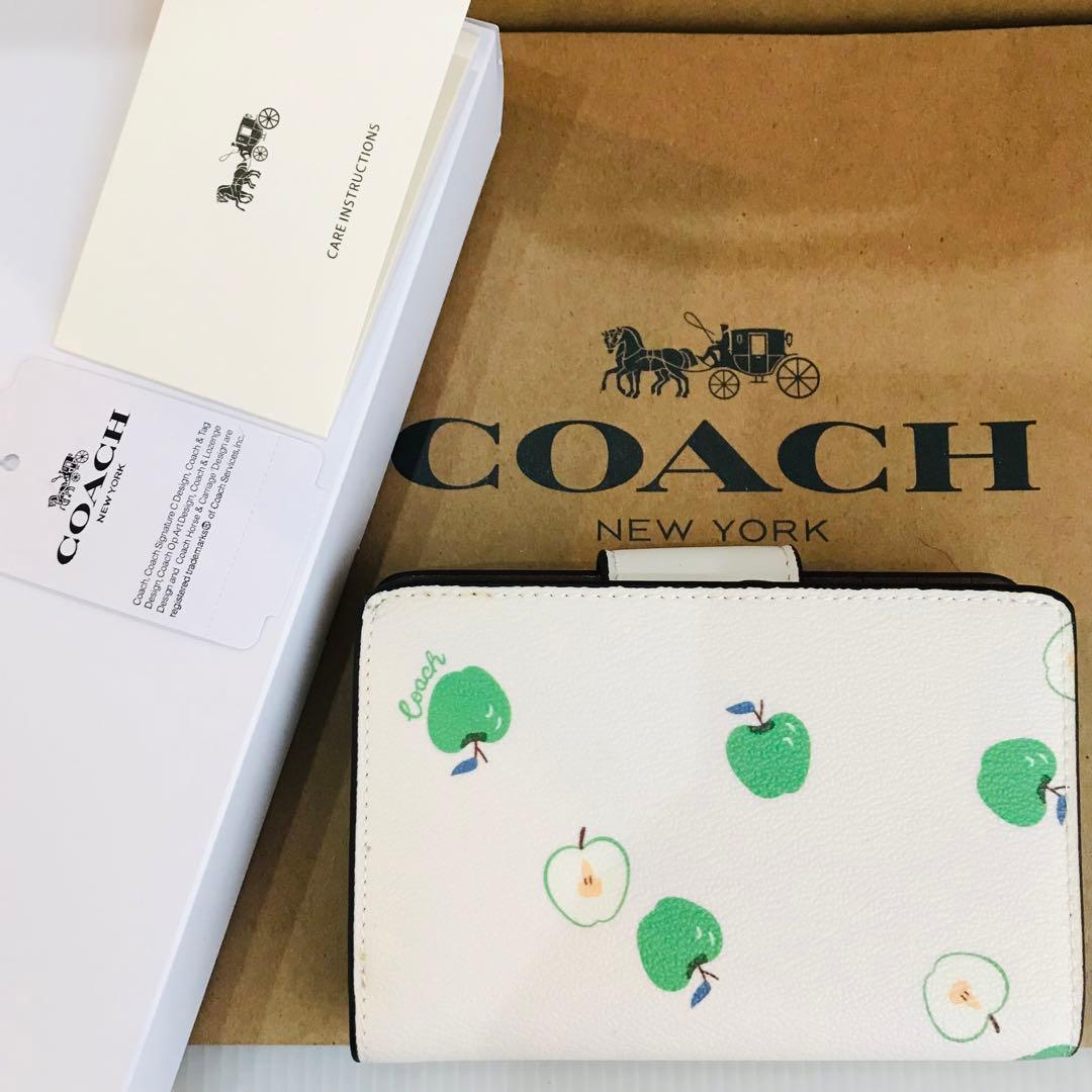 期間限定特別価格期間限定特別価格コーチ折りたたみ財布 可愛いりんご