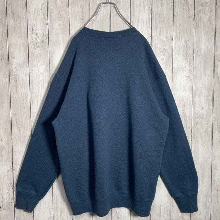 【希少デザイン】ハードロックカフェ 刺繍ビックロゴスウェット オーバーサイズ古着 【希少デザイン】ハードロックカフェ 刺繍ビックロゴスウェット オーバーサイズ古着