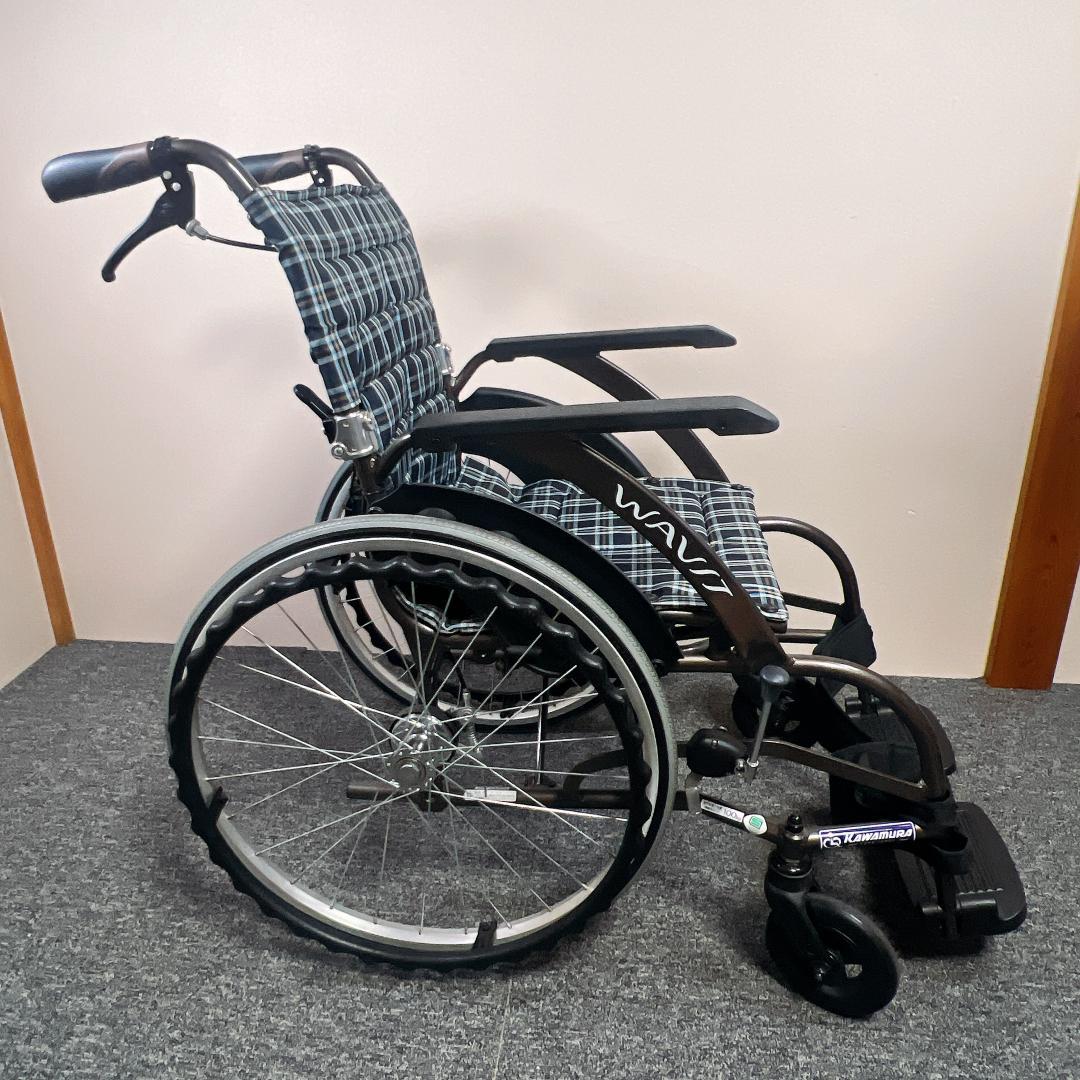 カワムラサイクル 自走用 ノーパンクタイヤ 次世代型車椅子
