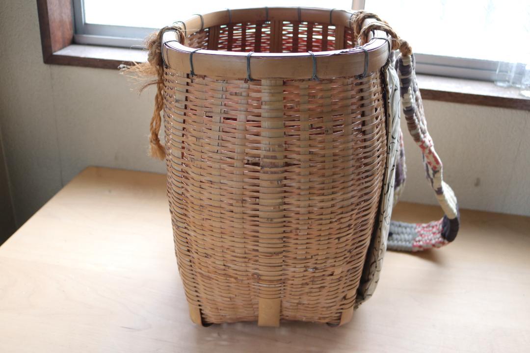 昭和レトロ 古い 背負子 背負い籠 篭 竹製 古道具 農具