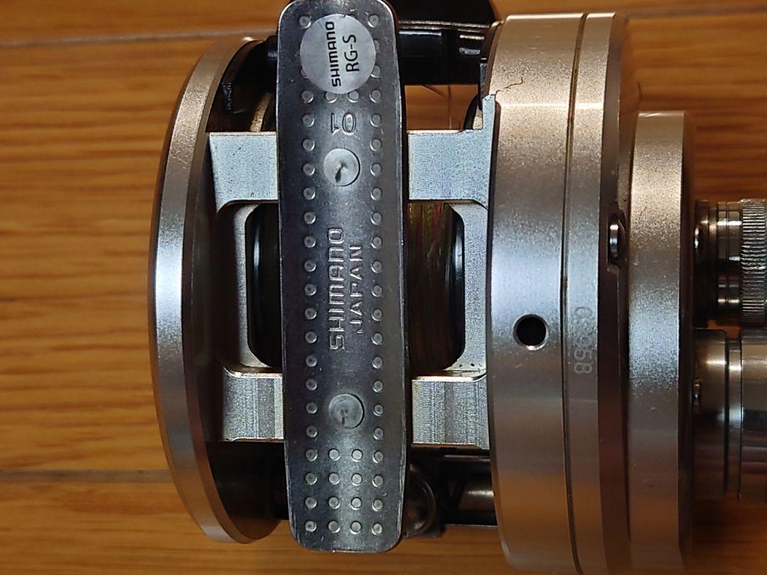 シマノSHIMANO　ベイトリール　オシアカルカッタ300HG ジギング