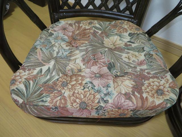 新品　未使用　籐の回転座椅子　ロータイプ　2脚組