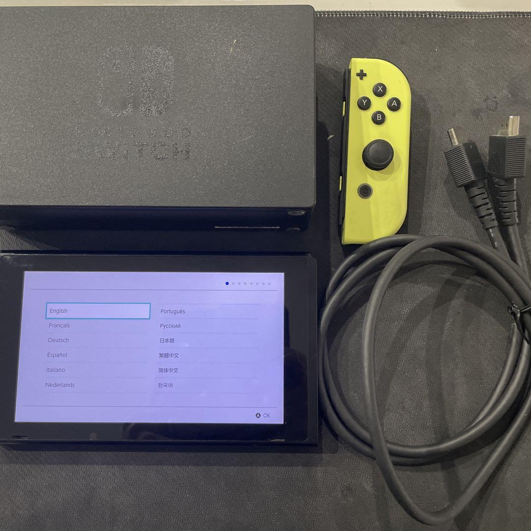 タイムセール 半額 Nintendo Switch イエローコントローラー + ブラック 本体 Nintendo Switch