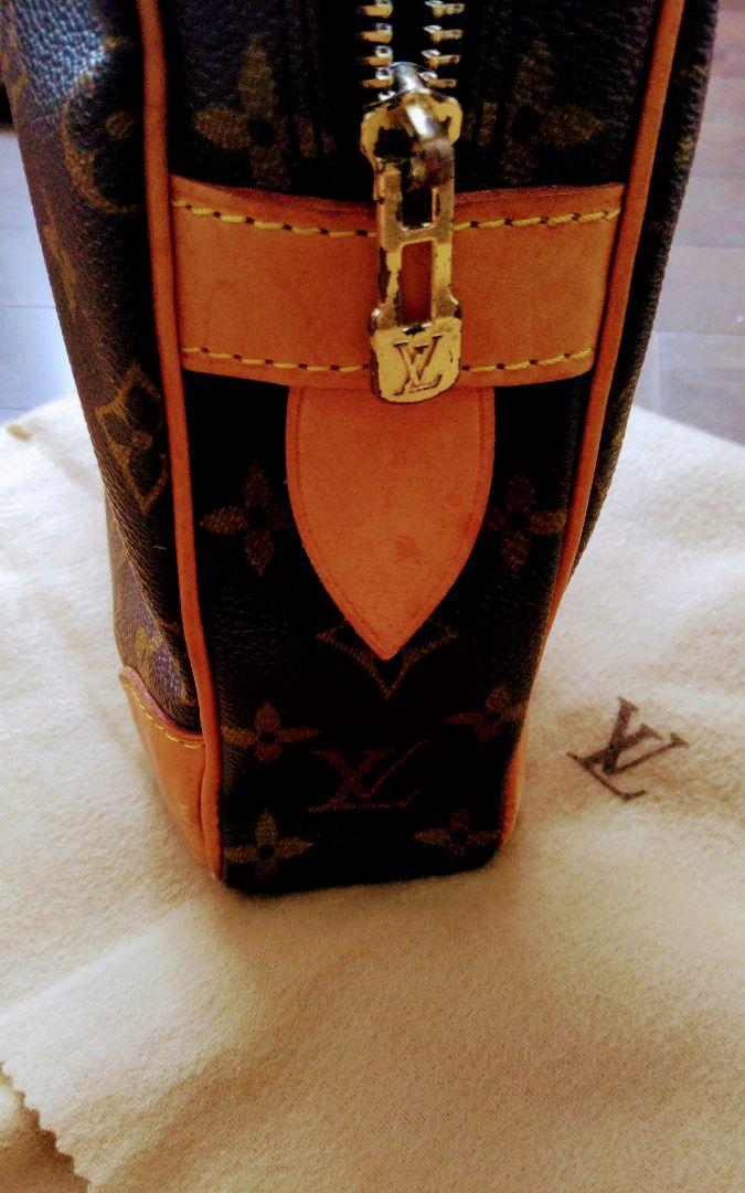 LOUIS VUITTON　ビジネスバッグ