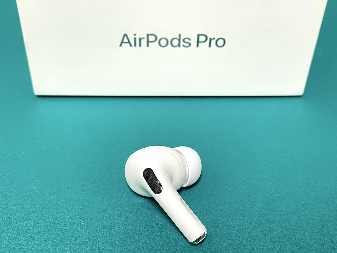 【美品】AirPods Pro2 右耳のみ A2698 イヤーチップ新品 正規品