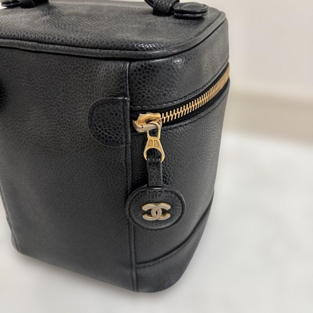 CHANEL バニティーバック