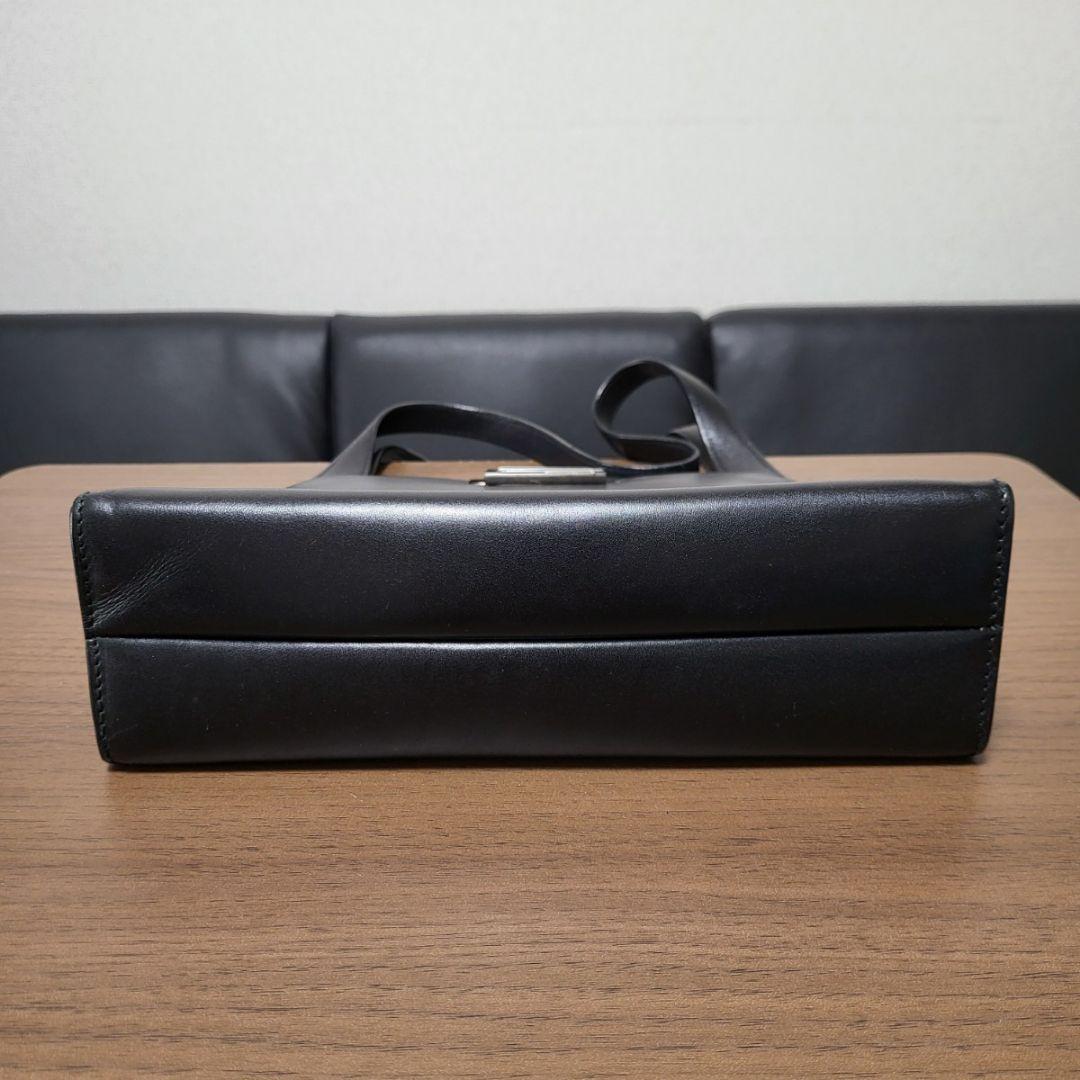 GUCCI グッチ