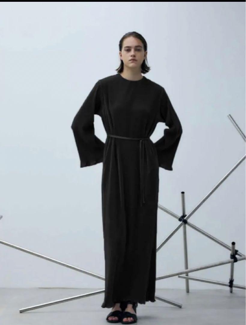 RIM.ARK Pleats shoulder padded