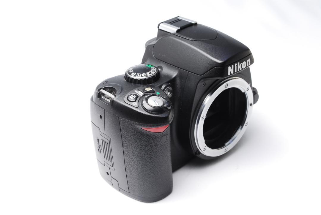 Nikon D40 スマホ転送❤️簡単操作❤️小型・軽量❤️ ニコン 一眼レフ