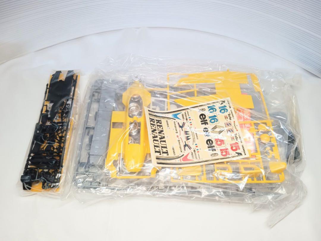 F1 プラモデル RENAULT RE 30B TURB ルノーRE-30ターボ