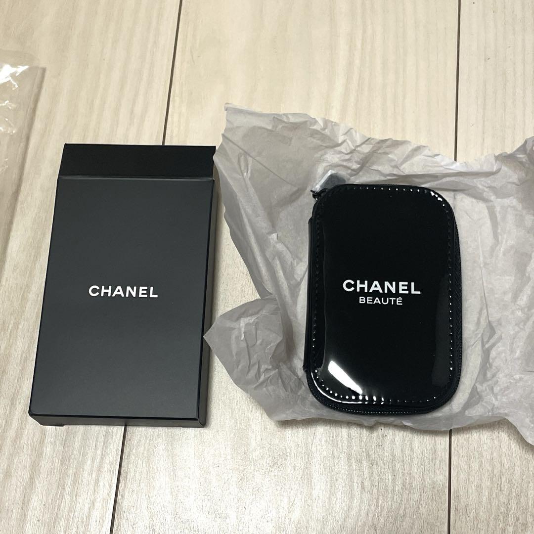 シャネル 新品未使用 ネイルケアセット 2019 ノベルティ 非売品 ポーチ 未使用 CHANELシャネル ネイルケアセット ノベルティ ミニ小物