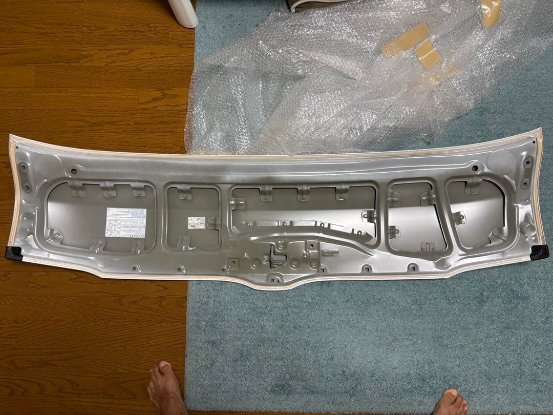 200系ハイエース標準ナロー純正エンジンフード