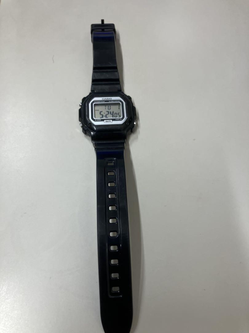 CASIO デジタル腕時計 ブラック - メルカリ