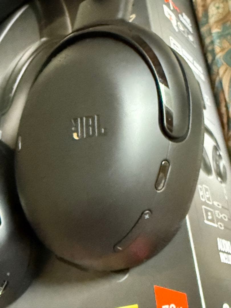 極美品 JBL Tour One M3 Smart Tx トランスミッター付属