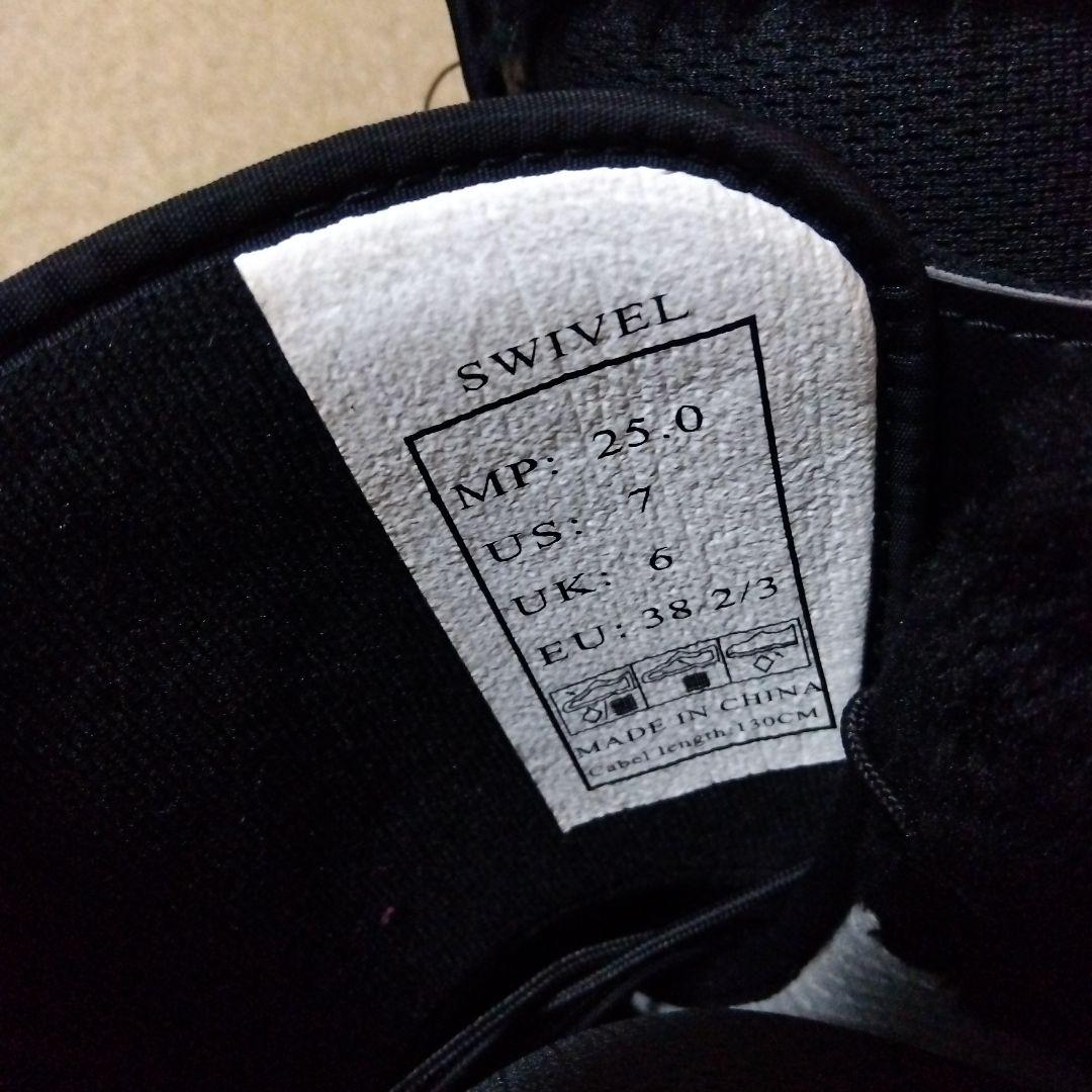 専用です。swivel 黒 女性用スノーボードブーツ