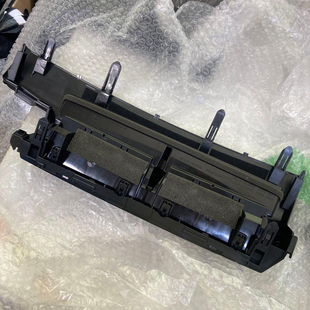 プリウスα エアコンパネル Gs？Gz？後期？ 用品の種類···インテリア