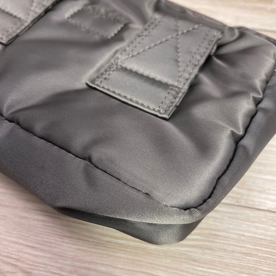 美品✨PORTER TANKER タンカー ミニショルダー 銀✨