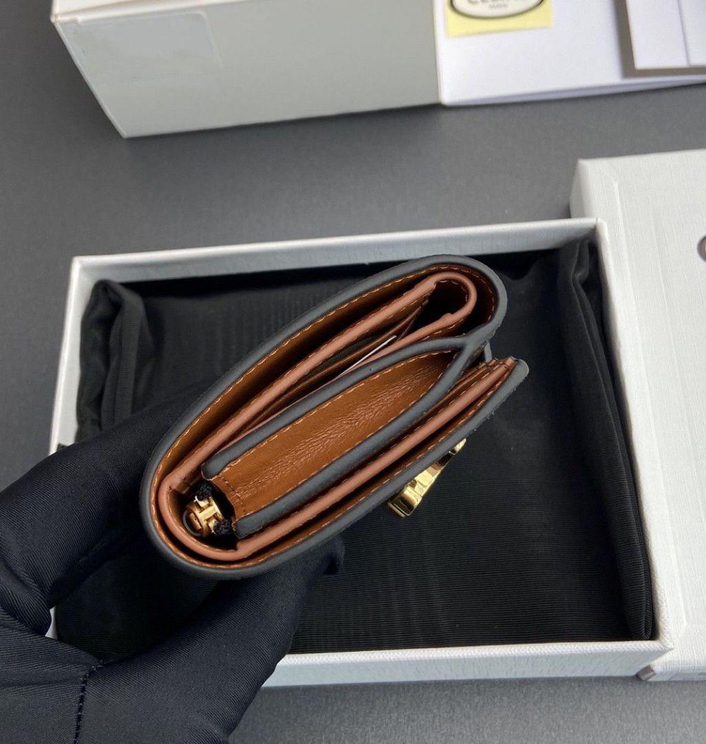 美品 ☆CELINE セリーヌ　三つ折り財布
