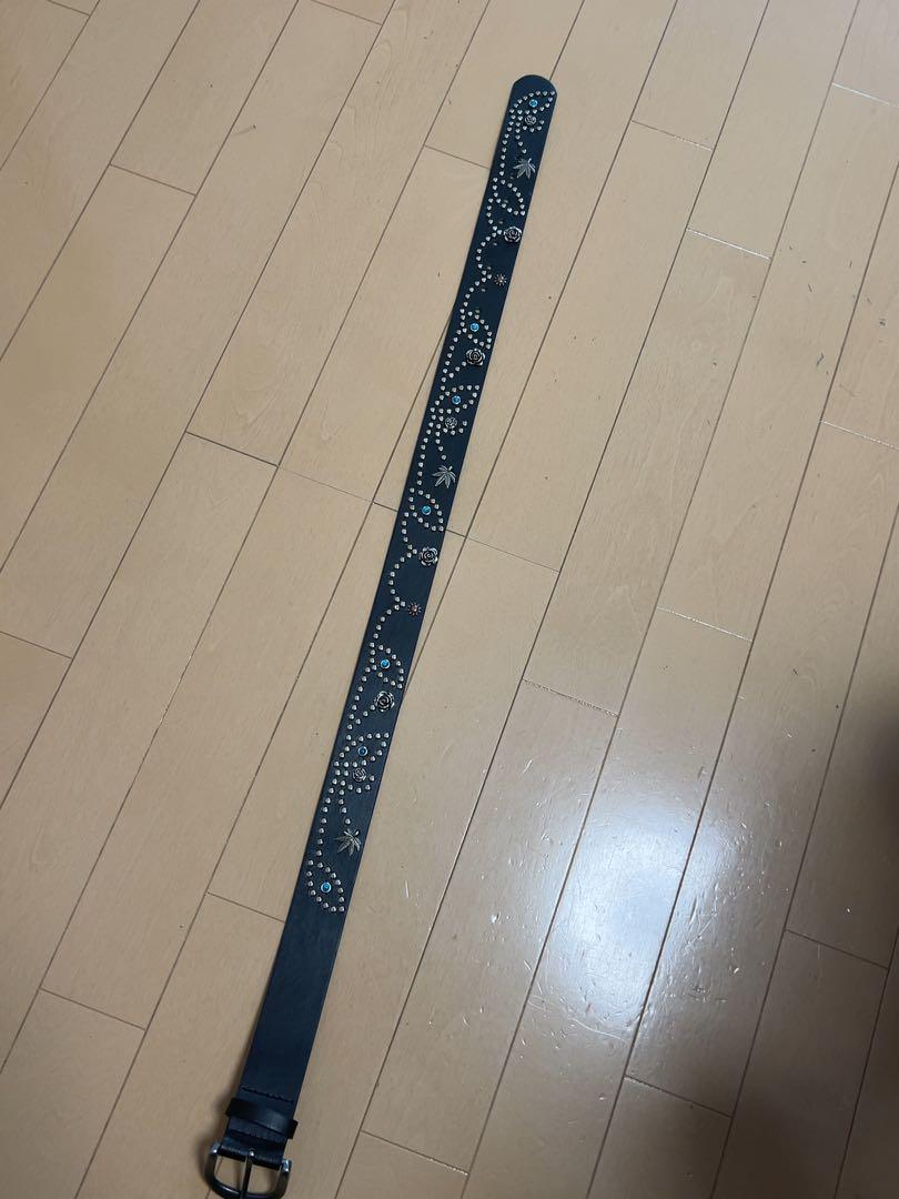 スタッズベルト htc似