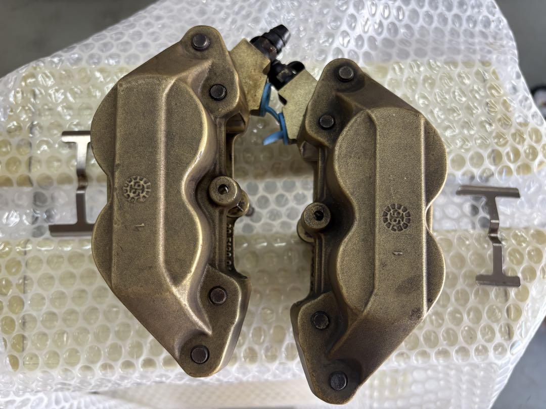 Brembo ブレーキキャリパー ピッチ40mm 4ポット
