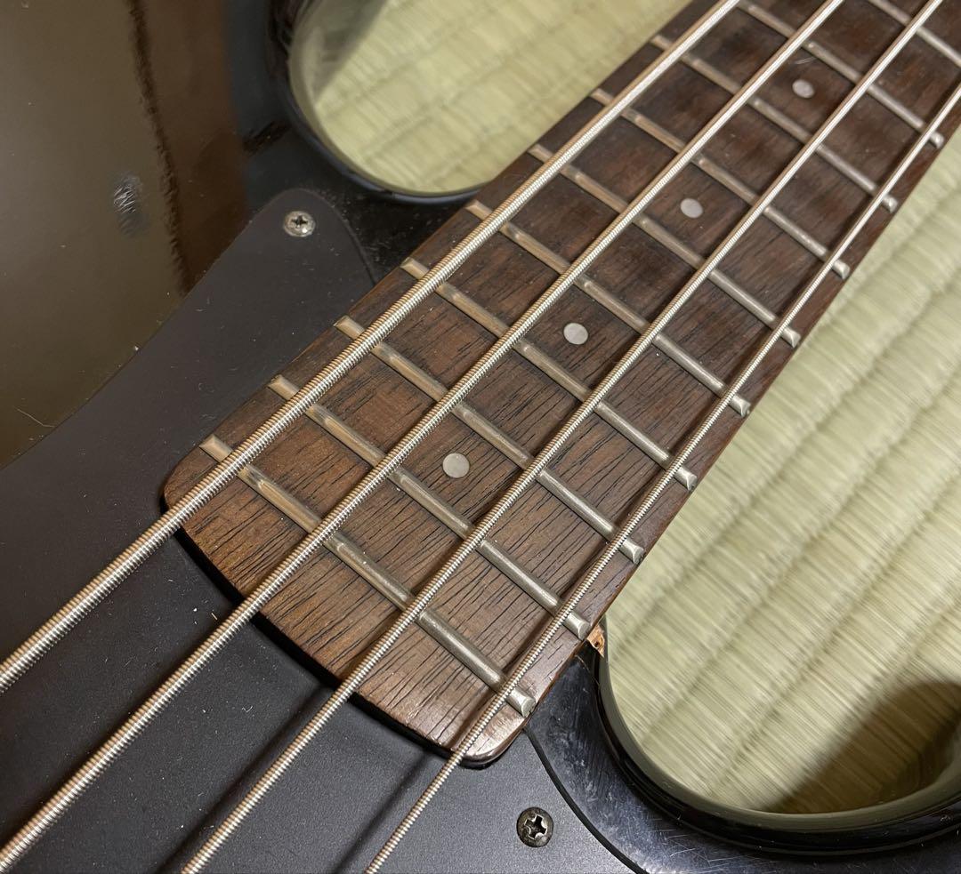 Samick エレキベース