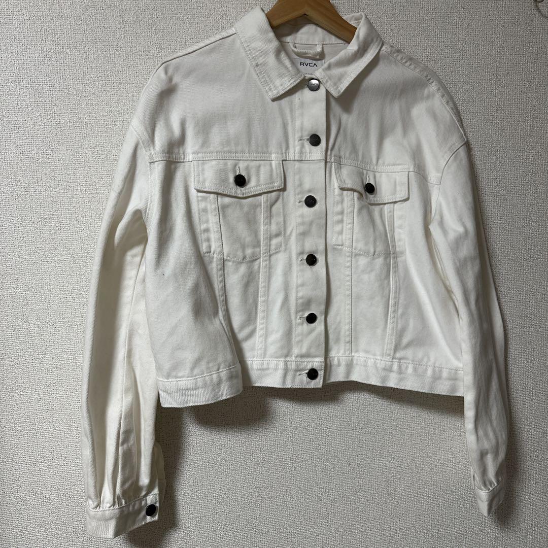 RVCA ホワイト クロップドデニムジャケット