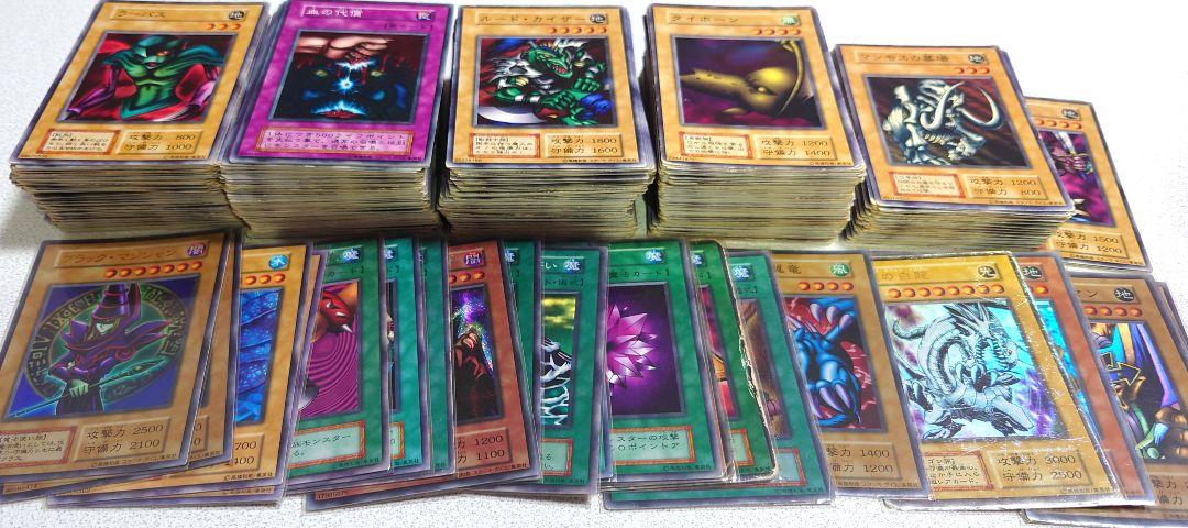 遊戯王　初期　まとめ売り　４００枚以上