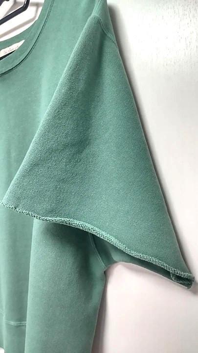 Sleeve