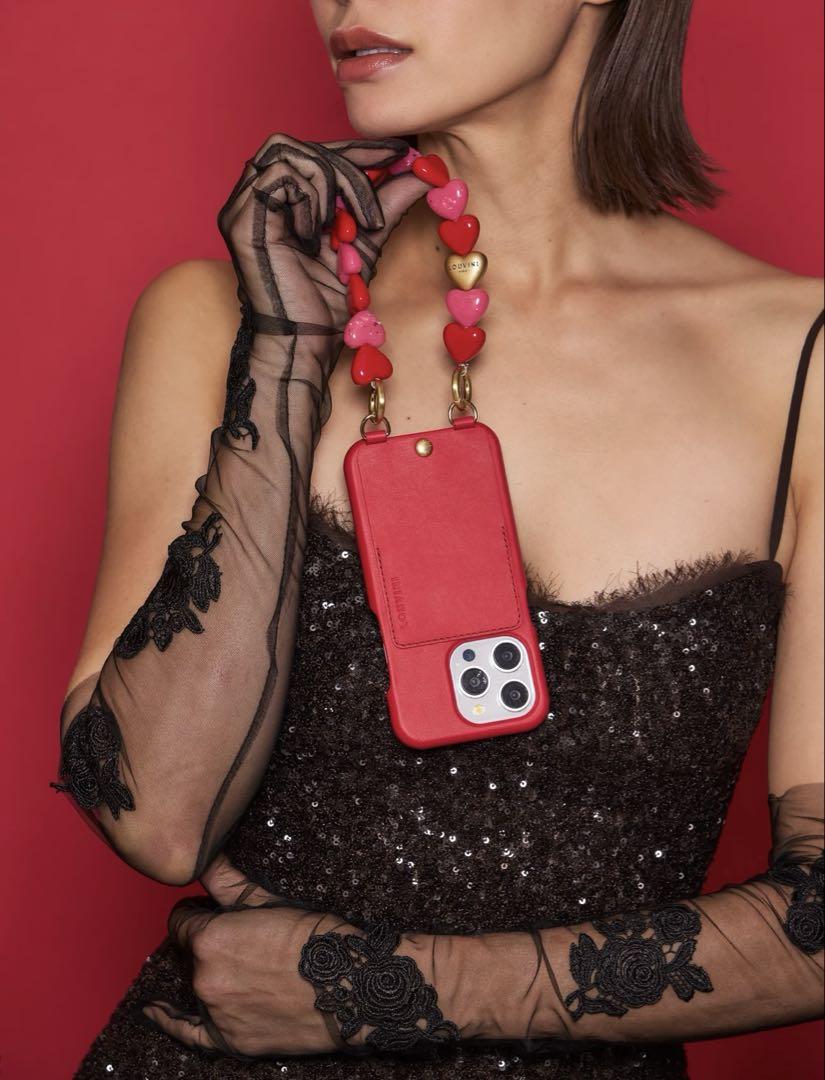 LOUVINI PARIS スマホストラップ　ハンドストラップ ハート