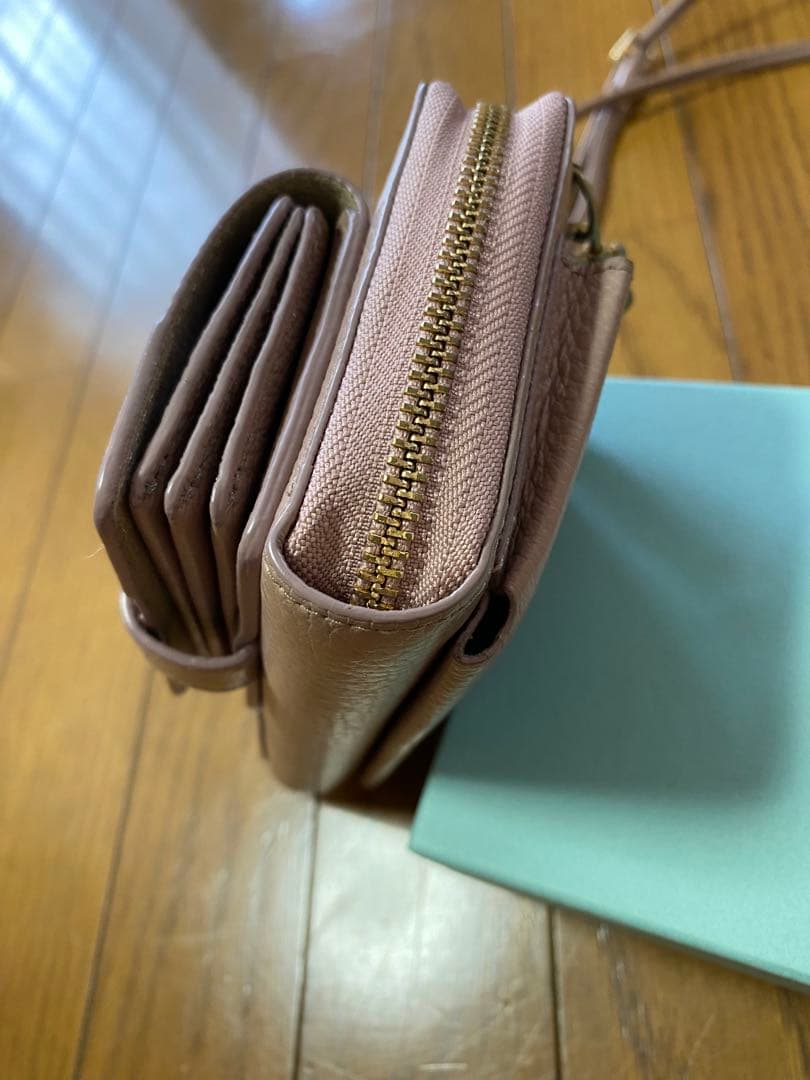 ハースケジュールスマホショルダーバッグ