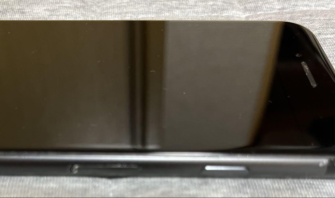 Apple iPhone 8 スペースグレイ64gb