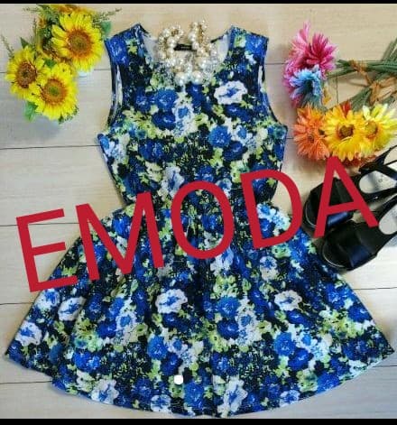 メルカリ エモダ Emoda ワンピース 花柄 フレアー ノースリーブ ミニワンピース 1 600 中古や未使用のフリマ