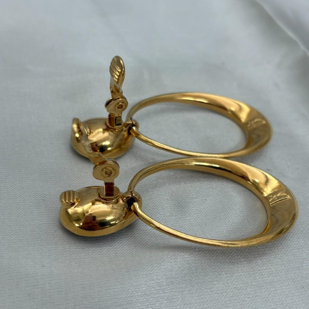 88.YSL　イヴサンローラン　イヤリング　ゴールドカラー　ストーン