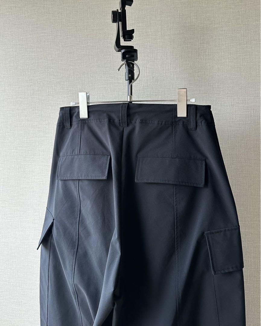 【TAUPE】KNEE ZIP WIDE CARGO PANTS (BLK)