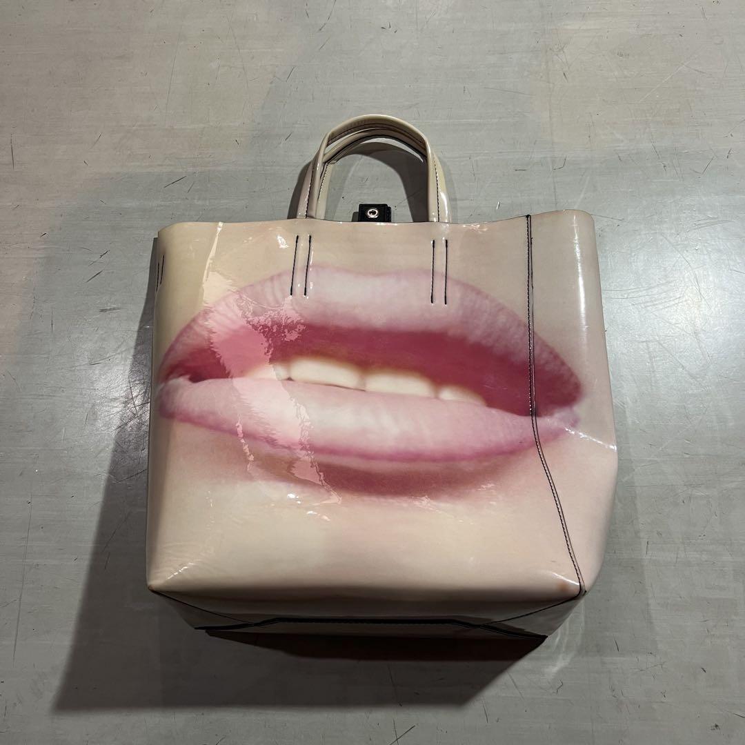 Acne Studios 口 Rip マウス プリント トートバッグ