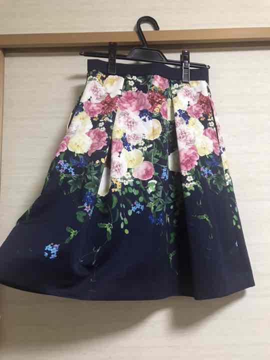 エポカ エポカザショップ 花柄 スカート ネイビー 紺 ピンク