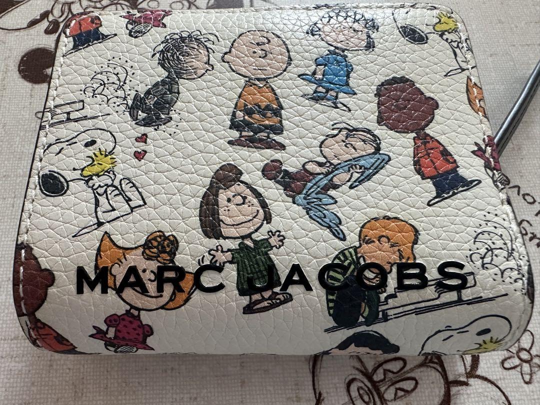 本日限定値下げ MARC JACOBS スヌーピー 2つ折り財布