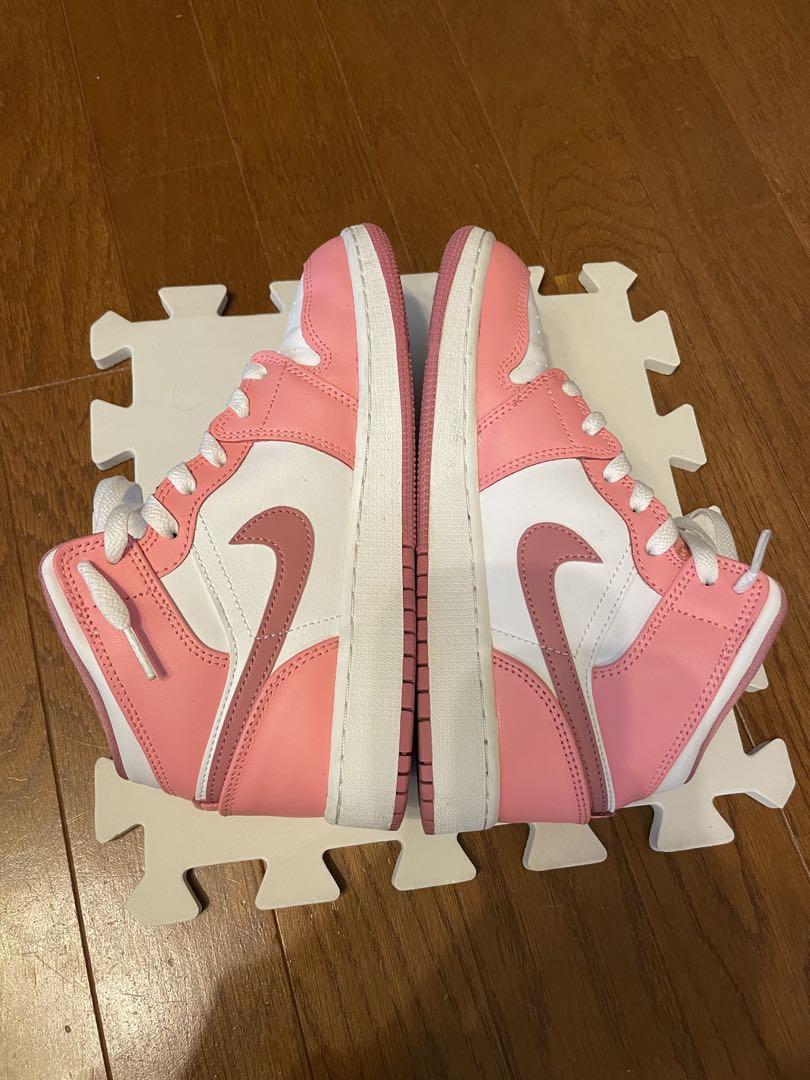 ナイキNIKE エアージョーダン1 ミッド　23.5センチ