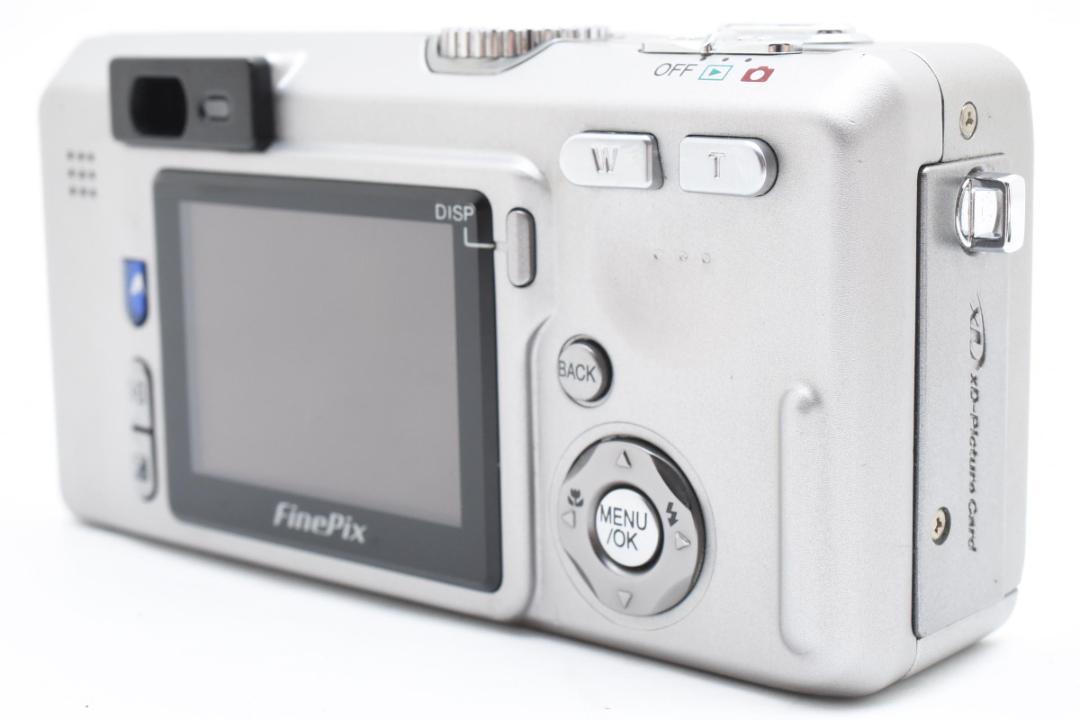 Fujifilm FinePix F700 コンパクトデジタルカメラ