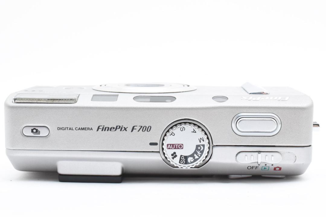 Fujifilm FinePix F700 コンパクトデジタルカメラ