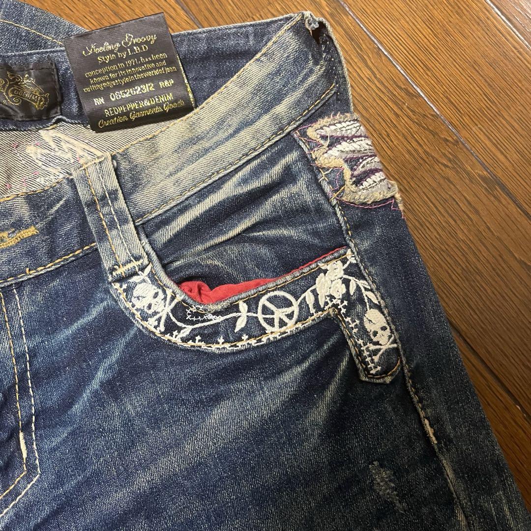 レッドペッパー　刺繍入り　ブーツカットデニム　フレアデニム　y2k お兄系