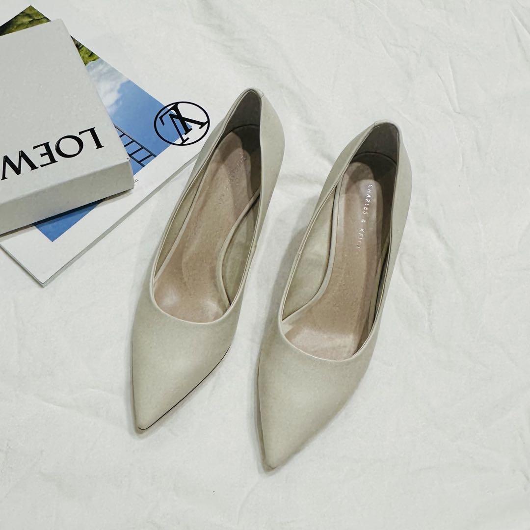 【未使用】チャールズ&キース メタリックアクセント クリアヒールパンプス 37 CHARLES & KEITH メタリックアクセント クリアヒールパンプス