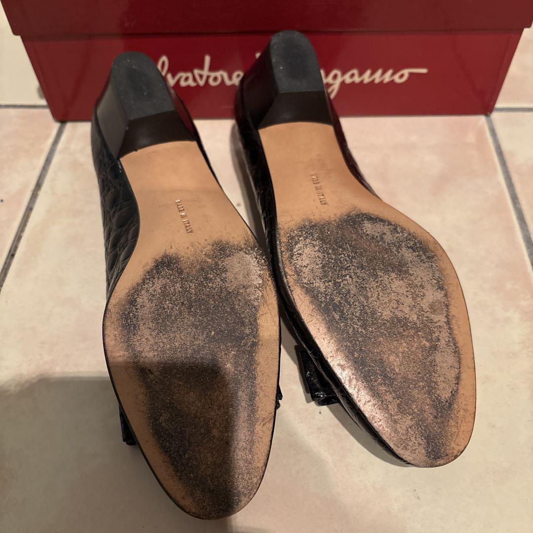 Salvatore Ferragamo ブラック パンプス