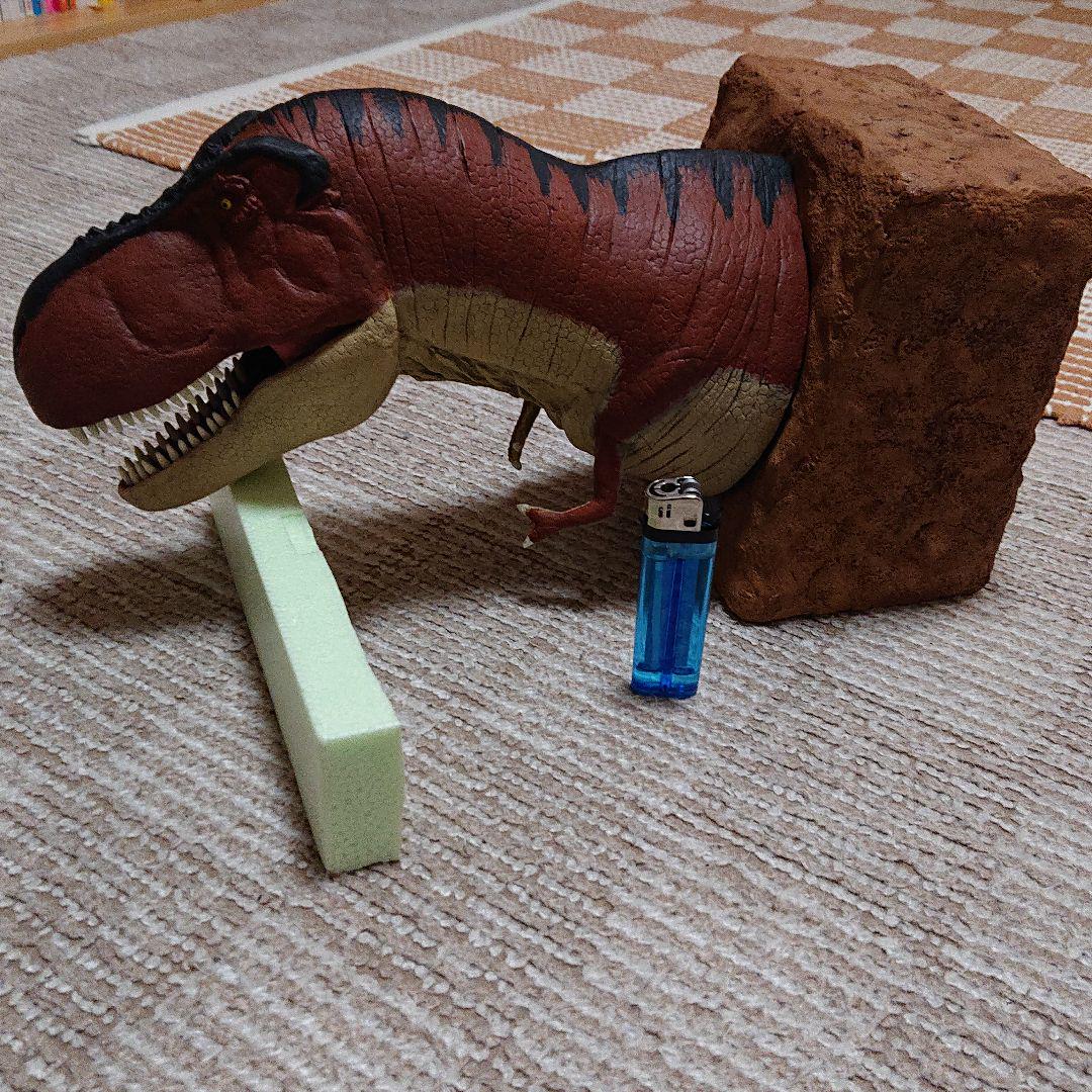 自作石粉粘土製 ティラノサウルス （□簡易版・恐竜の作り方