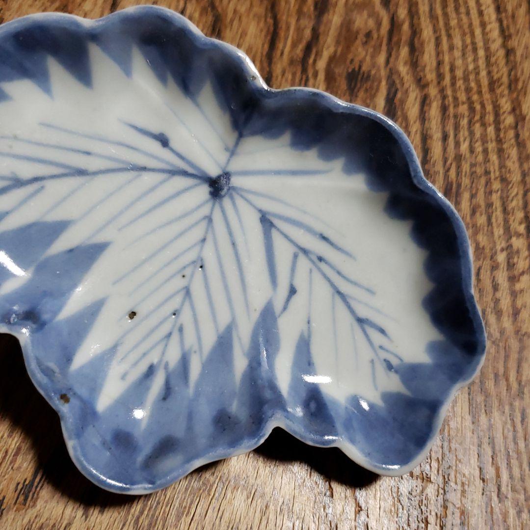 古伊万里 染付 花唐草 変形 小皿 江戸時代 金直し 金継ぎ 骨董