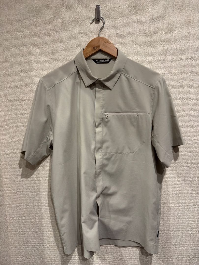 ARC TERYX スカイラインSSシャツ アークテリクス ライトグレー系 MM ARC TERYX