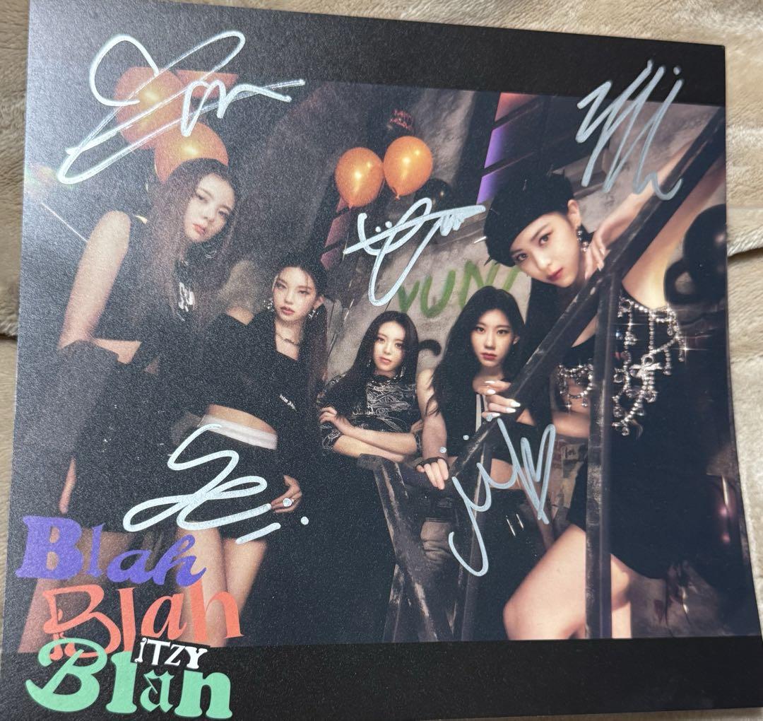 ITZY サイン