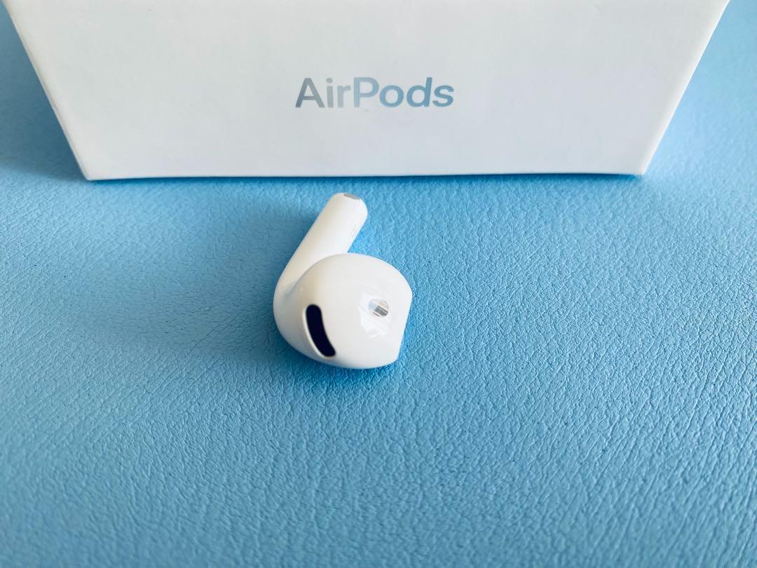 Apple AirPods 第4世代 R 片耳 右耳のみ イヤホン A3055 AirPods 第4世代 R片耳 右耳のみ イヤホン A3055｜Yahoo!フリマ