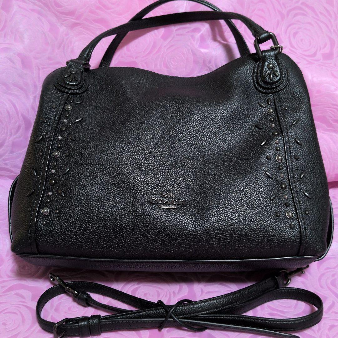 ✾COACH ✾ブラック ショルダーバッグ スタッズバッグ